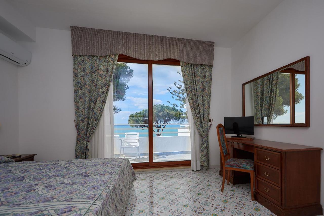 Hotel La Castellana Belvedere Marittimo Bagian luar foto