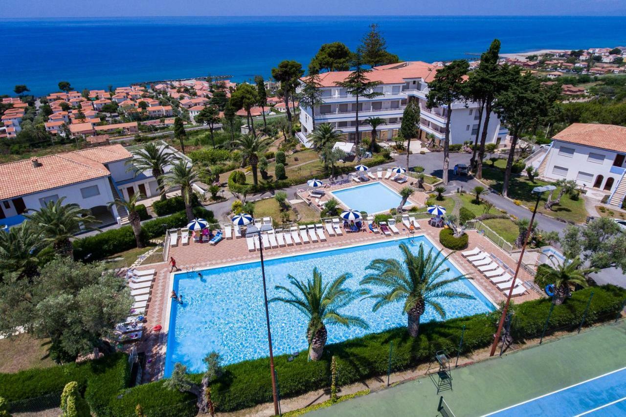 Hotel La Castellana Belvedere Marittimo Bagian luar foto