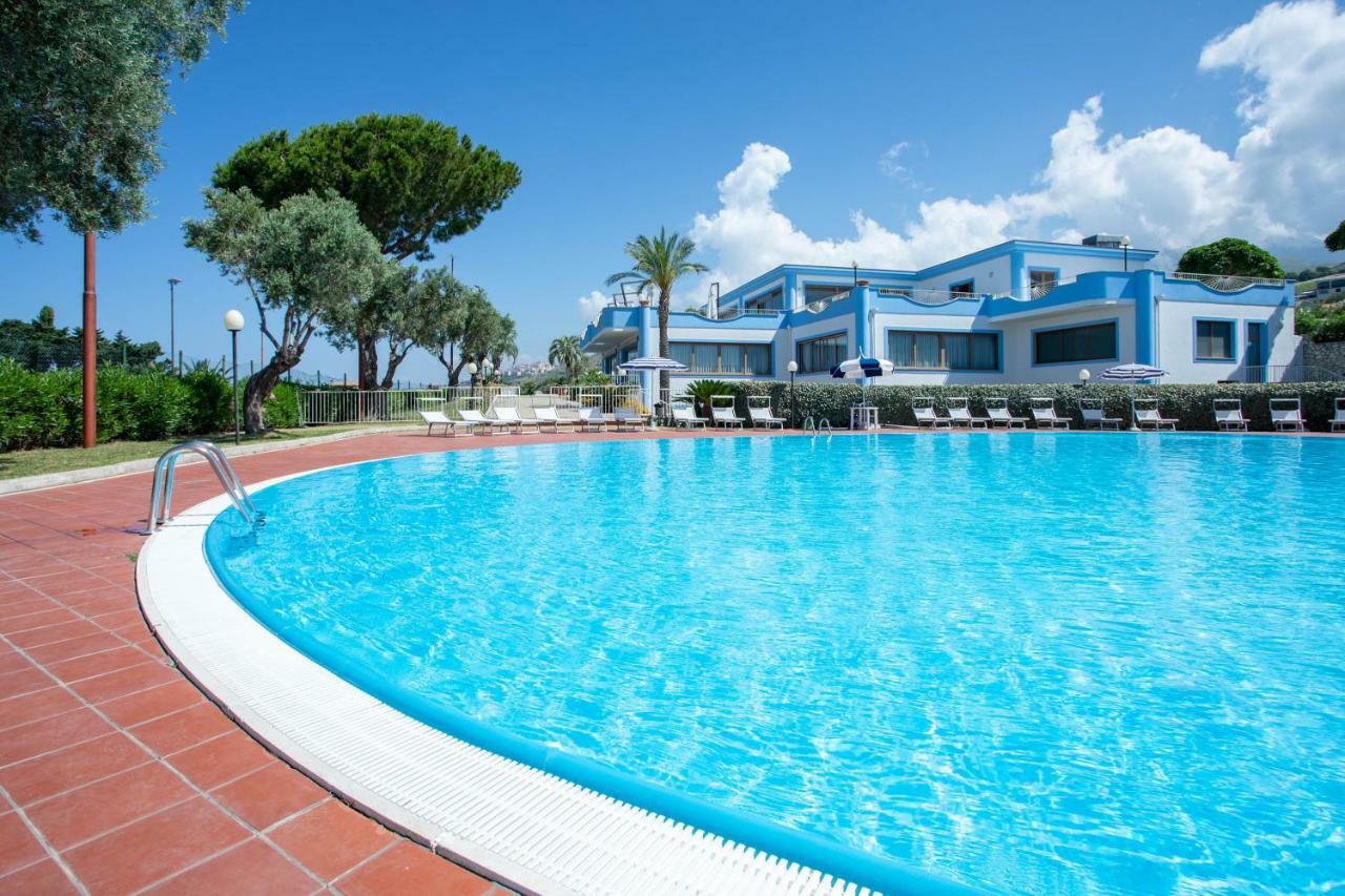 Hotel La Castellana Belvedere Marittimo Bagian luar foto