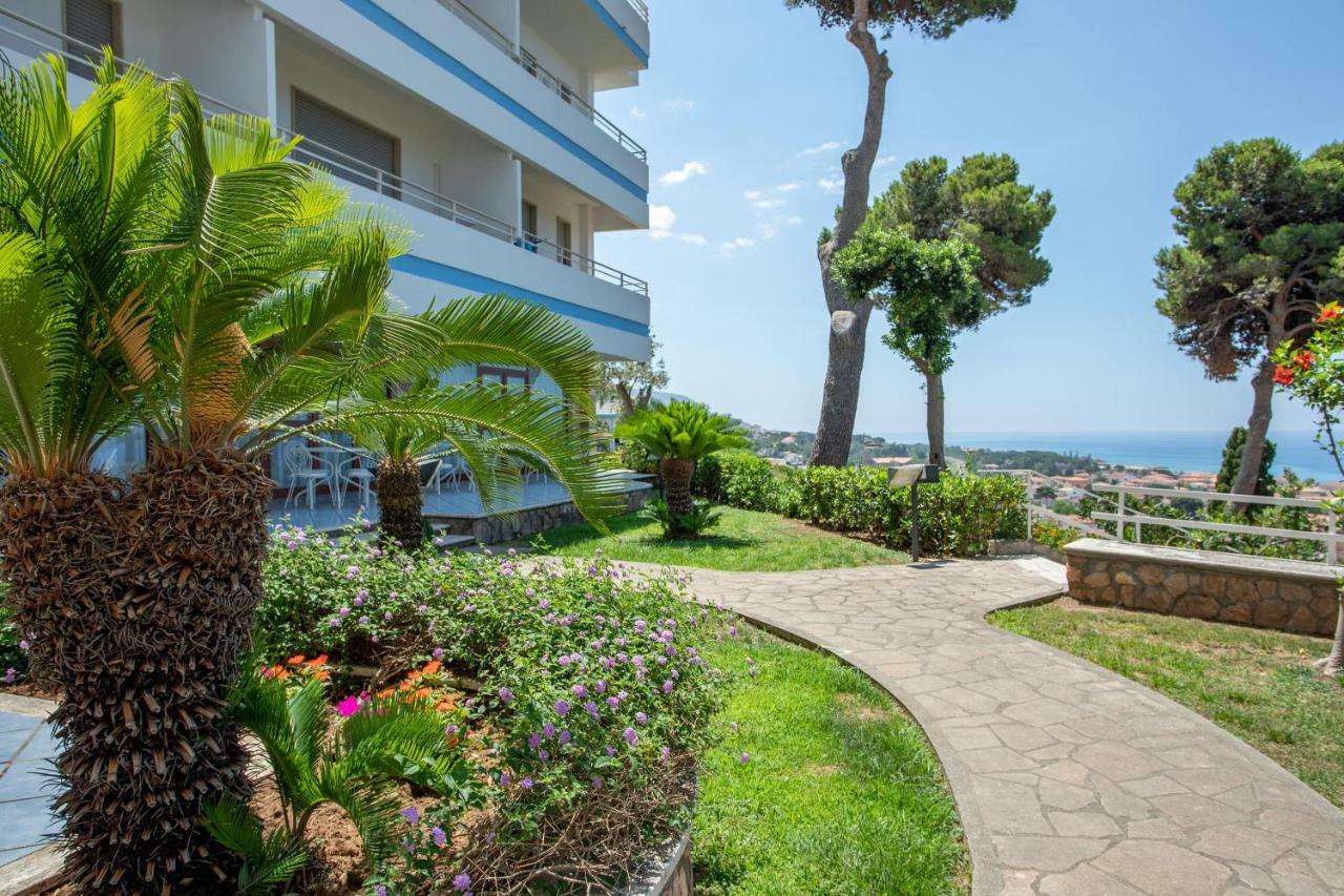 Hotel La Castellana Belvedere Marittimo Bagian luar foto
