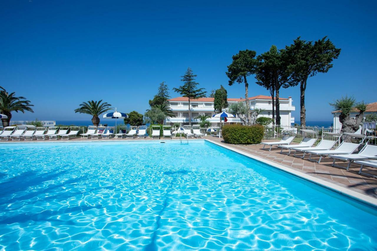 Hotel La Castellana Belvedere Marittimo Bagian luar foto